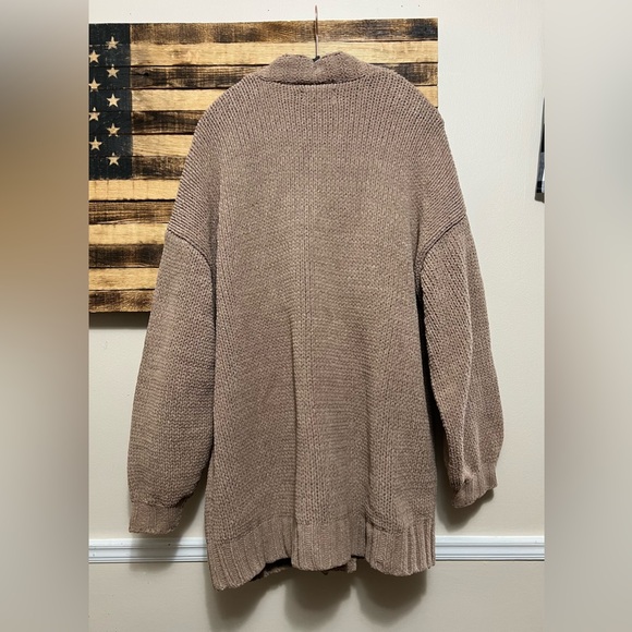 American Eagle Chenille Cardigan - Picture 3 of 6